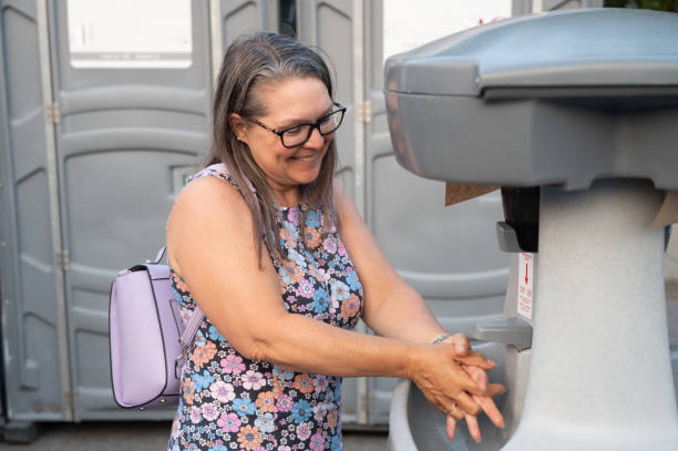 Best Best portable toilet rental  in Mabton, WA